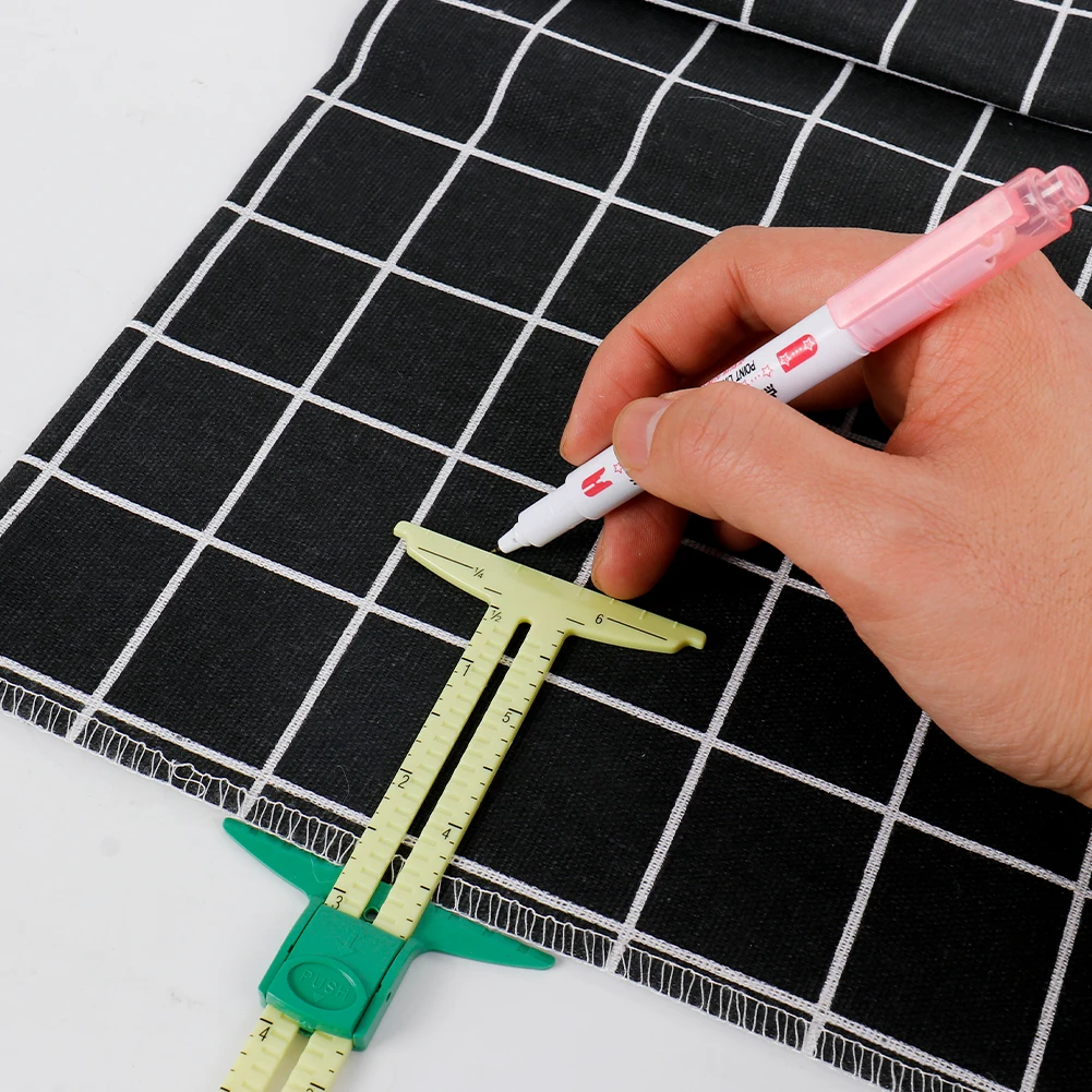 مسطرة قياس الخياطة 5 في 1، أدا - مراجعة Quilting Ruler Square وسعره