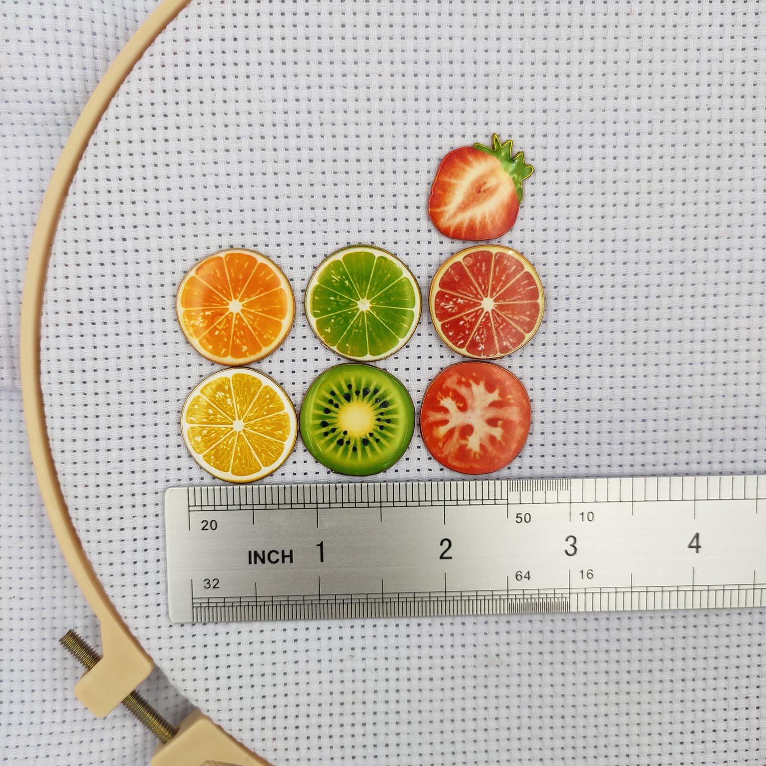حامل إبر مغناطيسي على شكل فواك - مراجعة Sewing Pin Cushion وسعره