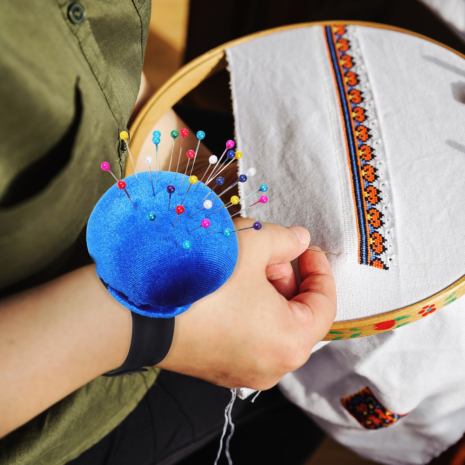 المعصم دبوس وسادة الخياطة إبرة - مراجعة Sewing Pin Cushion وسعره
