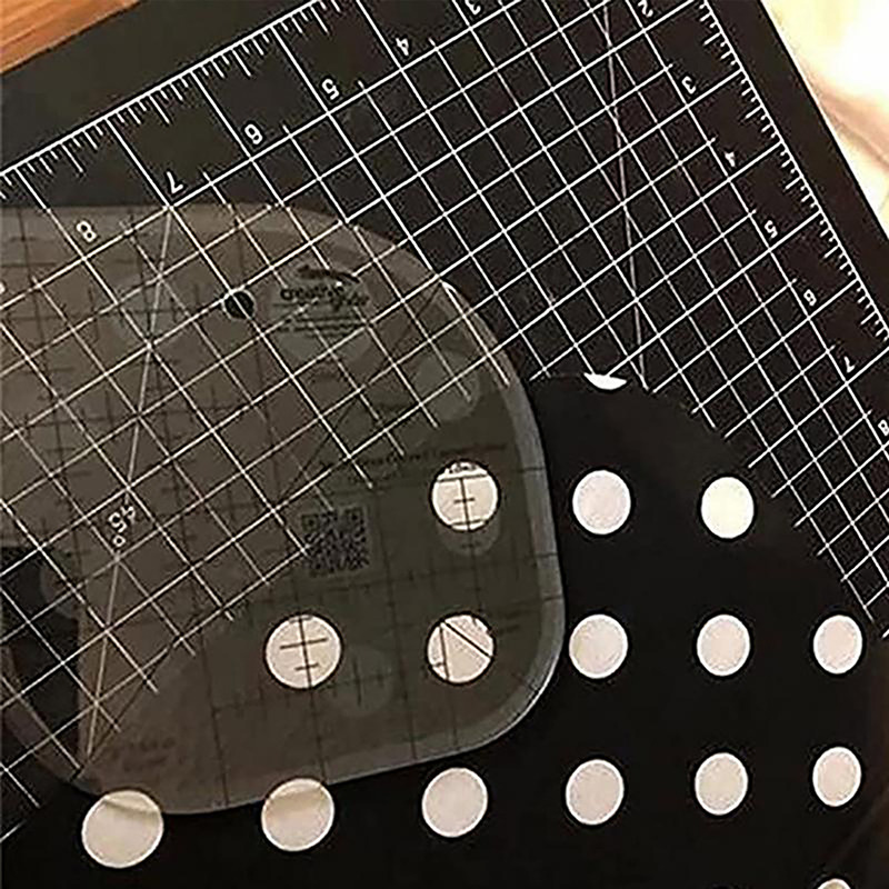 منحني الزاوية القاطع لحاف حاكم - مراجعة Quilting Ruler Square وسعره